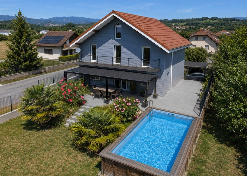 Maison familiale contemporaine de 170 m2 avec piscine, garag